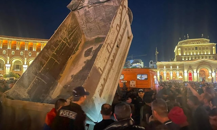 kamaz_uIm_D.jpg