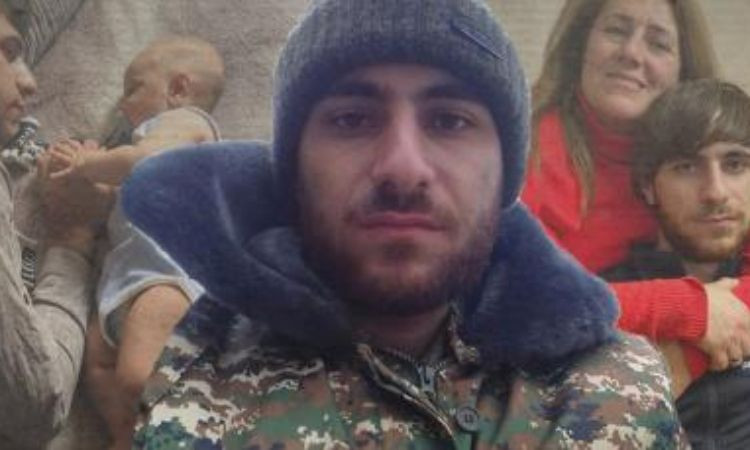 arman-ohanjanyansouzp_SxAPC.jpg