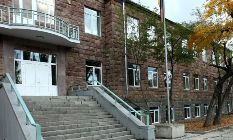 xuliganutyun_1h2a-.jpg