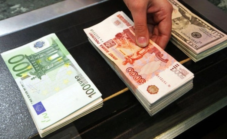 rubli-dolar_pXVil.jpg